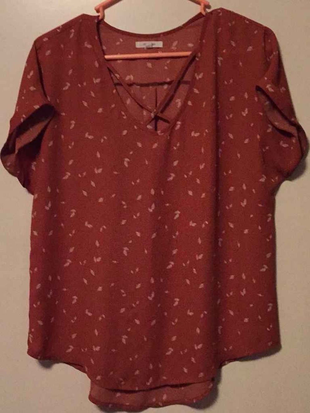 Women's Rust Short Sleeve V-Neck Tee with Crisscross Detail by